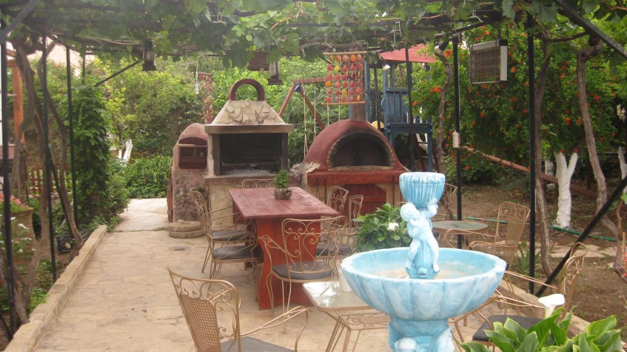 Theodora Aparthotel Makry Gialos  Exterior photo