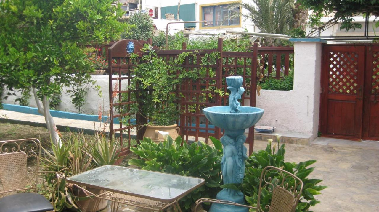 Theodora Aparthotel Makry Gialos  Exterior photo